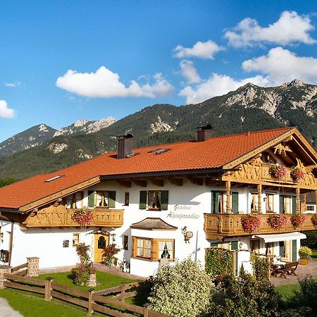 Gaestehaus Alpenparadies Krun Bagian luar foto