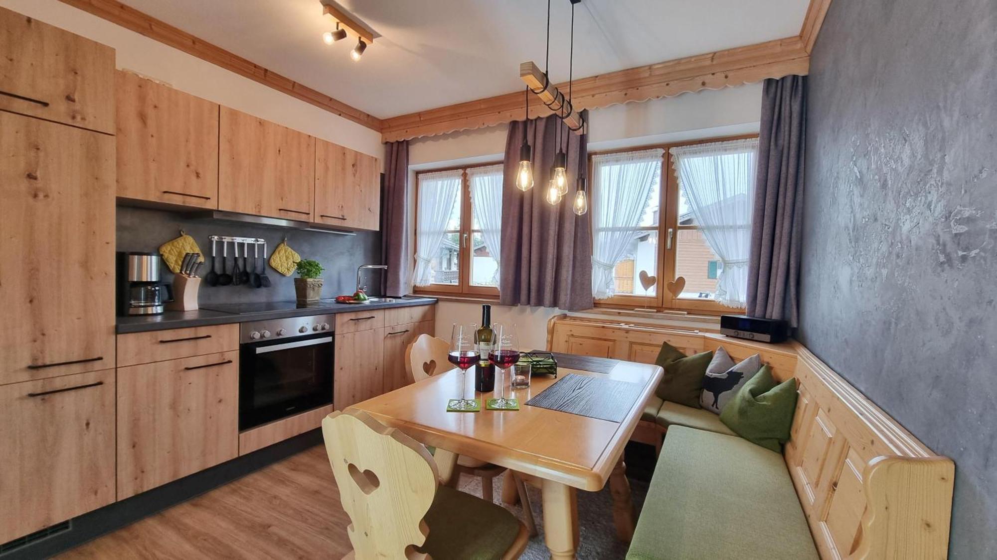 Gaestehaus Alpenparadies Krun Bagian luar foto